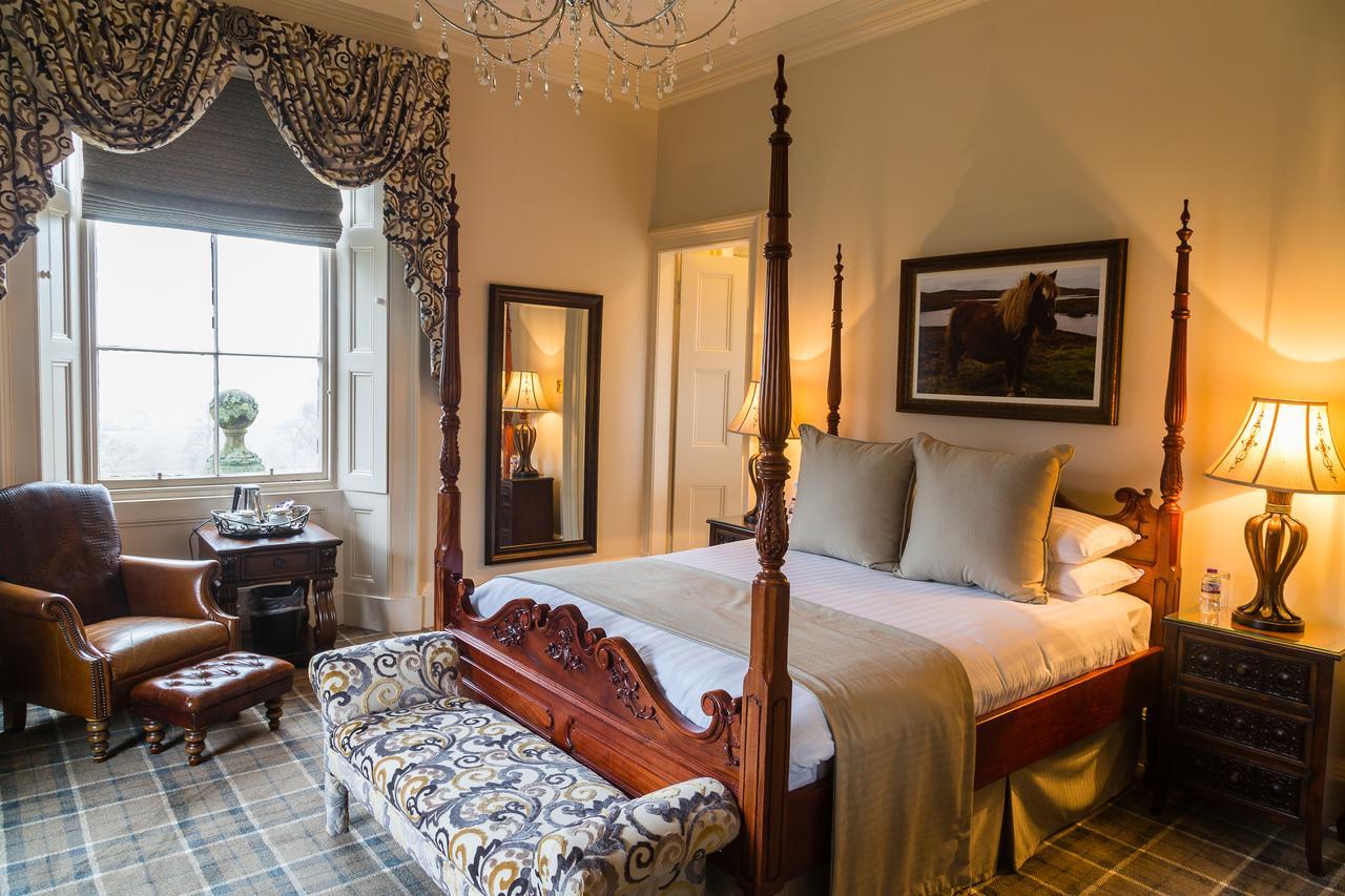 Craigsanquhar House 호텔 Logie  외부 사진